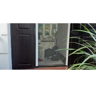 Cửa đi xếp xích 1 cánh hiện đại và sang trọng