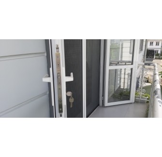 Cửa đi xếp xích không ray 2 cánh cao cấp